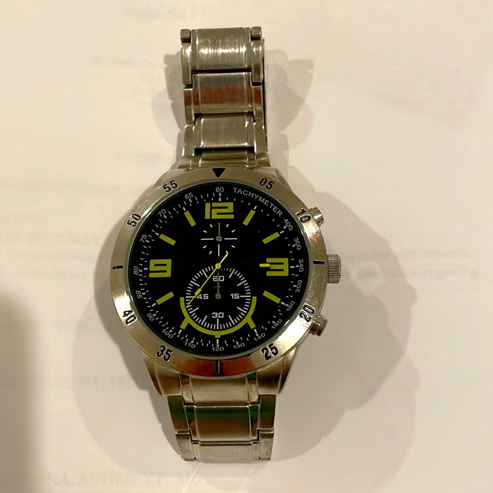 Men’s stainless steel oversized face watch